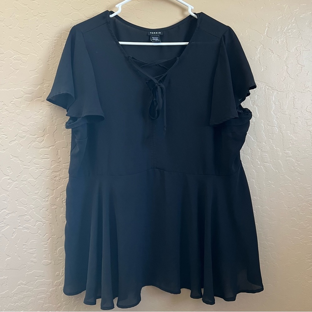 Torrid Black Sheer Blouse - Size 0 (Large)